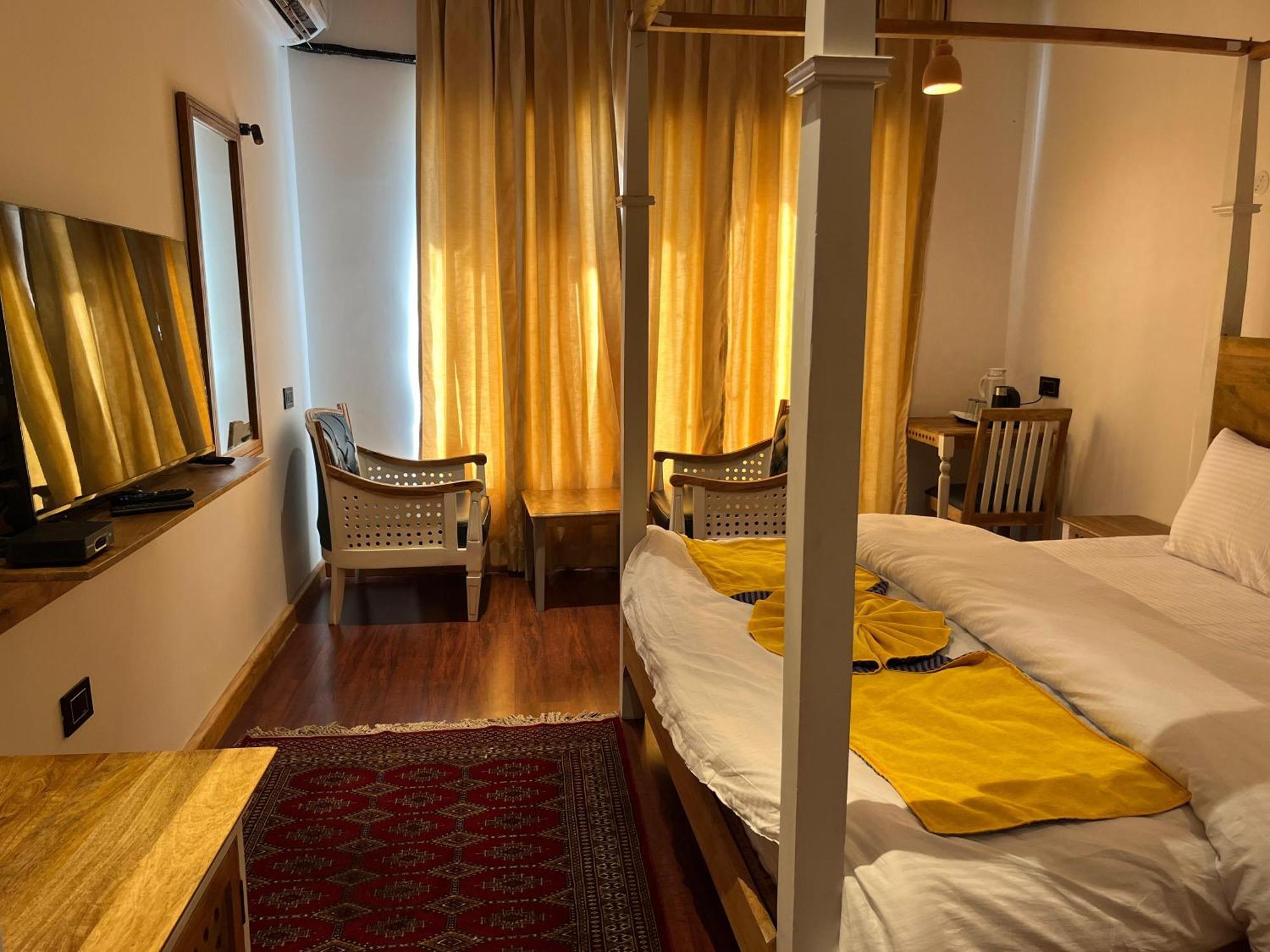 Hotel El Castello ليه المظهر الخارجي الصورة