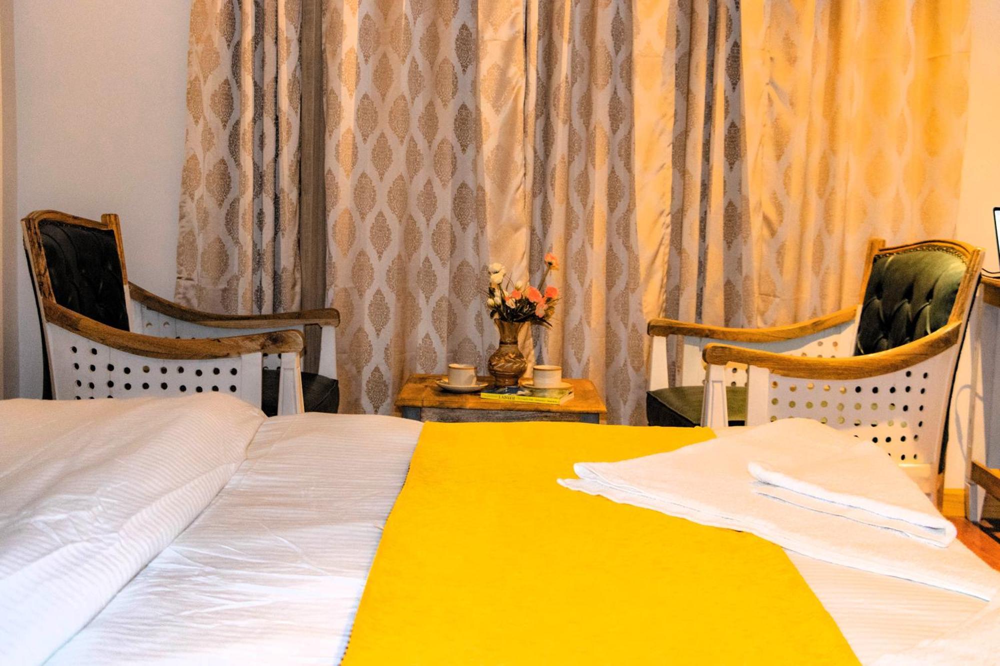 Hotel El Castello ليه المظهر الخارجي الصورة